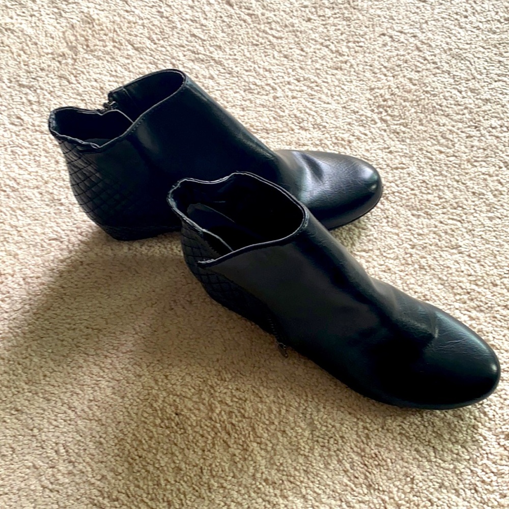 Dana Buchmqn Booties